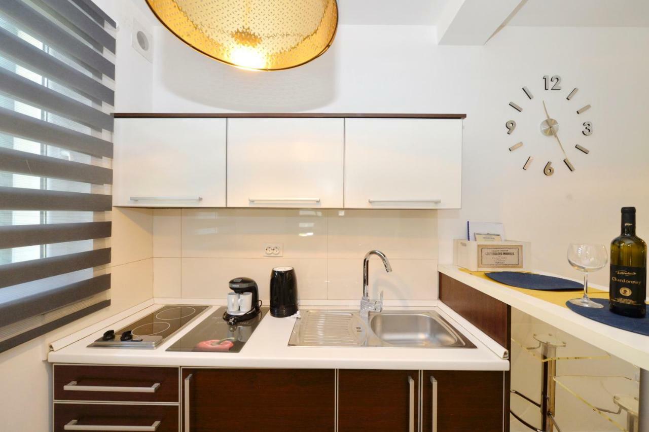 Apartments Kriva Ulica コトル エクステリア 写真